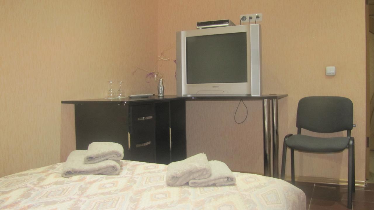Mini Hotel Leon Lalovo Esterno foto