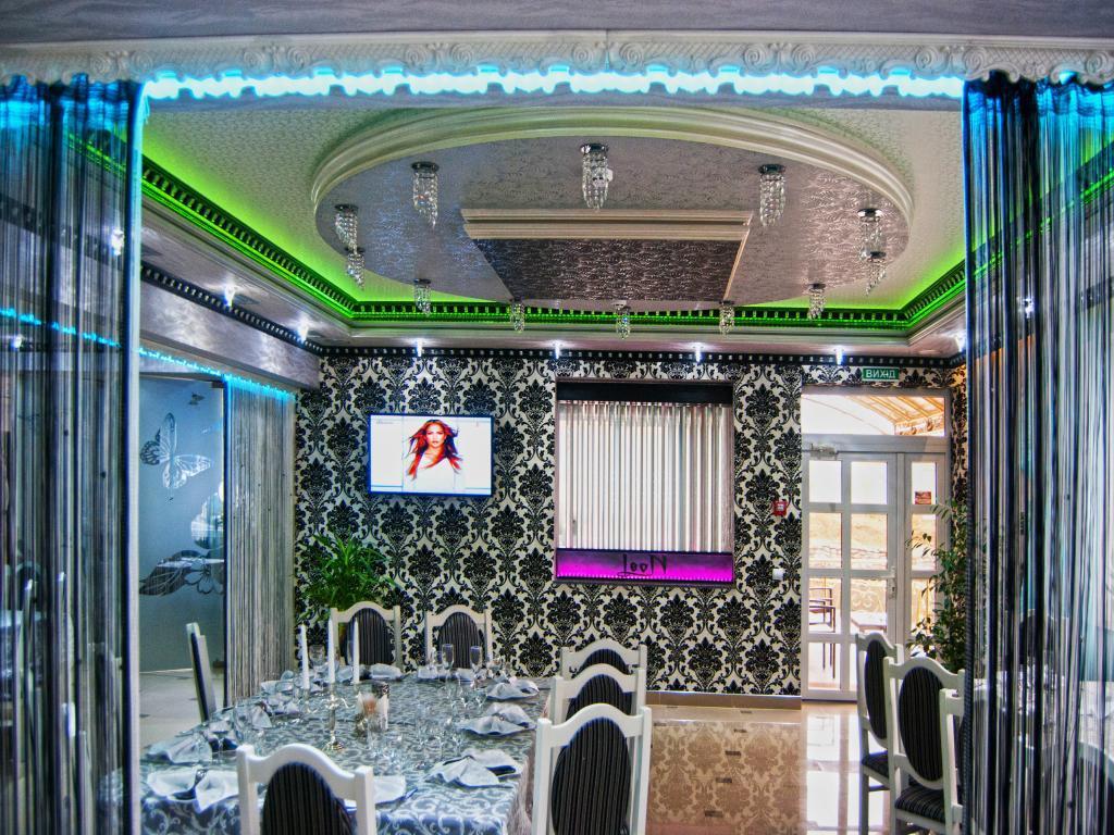 Mini Hotel Leon Lalovo Esterno foto